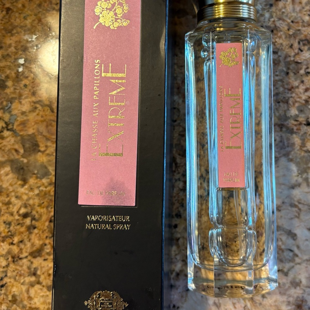 LA CHASSE Aux Papillons Extreme Perfume